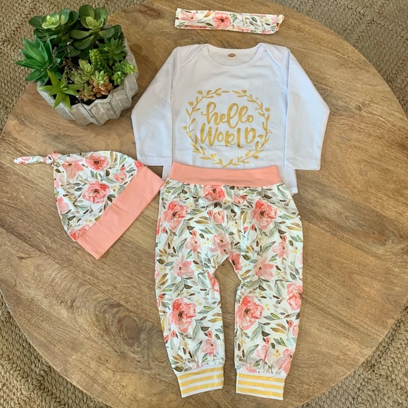 Other - 🌻PRICE DROP!🌻 Hello World Infant Outfit 💕